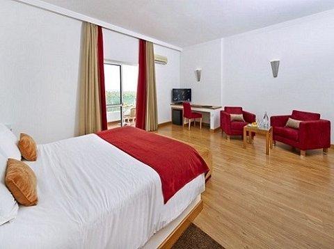 FAMILY SUITE Alcazar Hotel & SPA Monte Gordo FAMILY SUITE Alcazar Hotel & SPA Monte Gordo