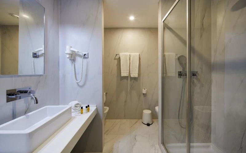 CHAMBRE ECONOMY TWIN  Alcazar Hotel & SPA Monte Gordo CHAMBRE ECONOMY TWIN  Alcazar Hotel & SPA Monte Gordo